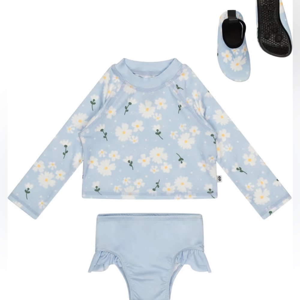 IZOD swim-set size 4T BNWT